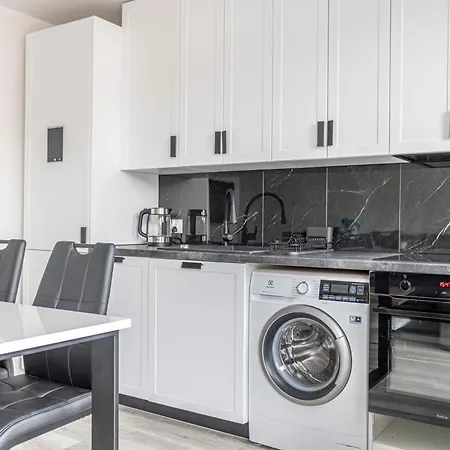 Old Town Pearl Апартаменты Вроцлав